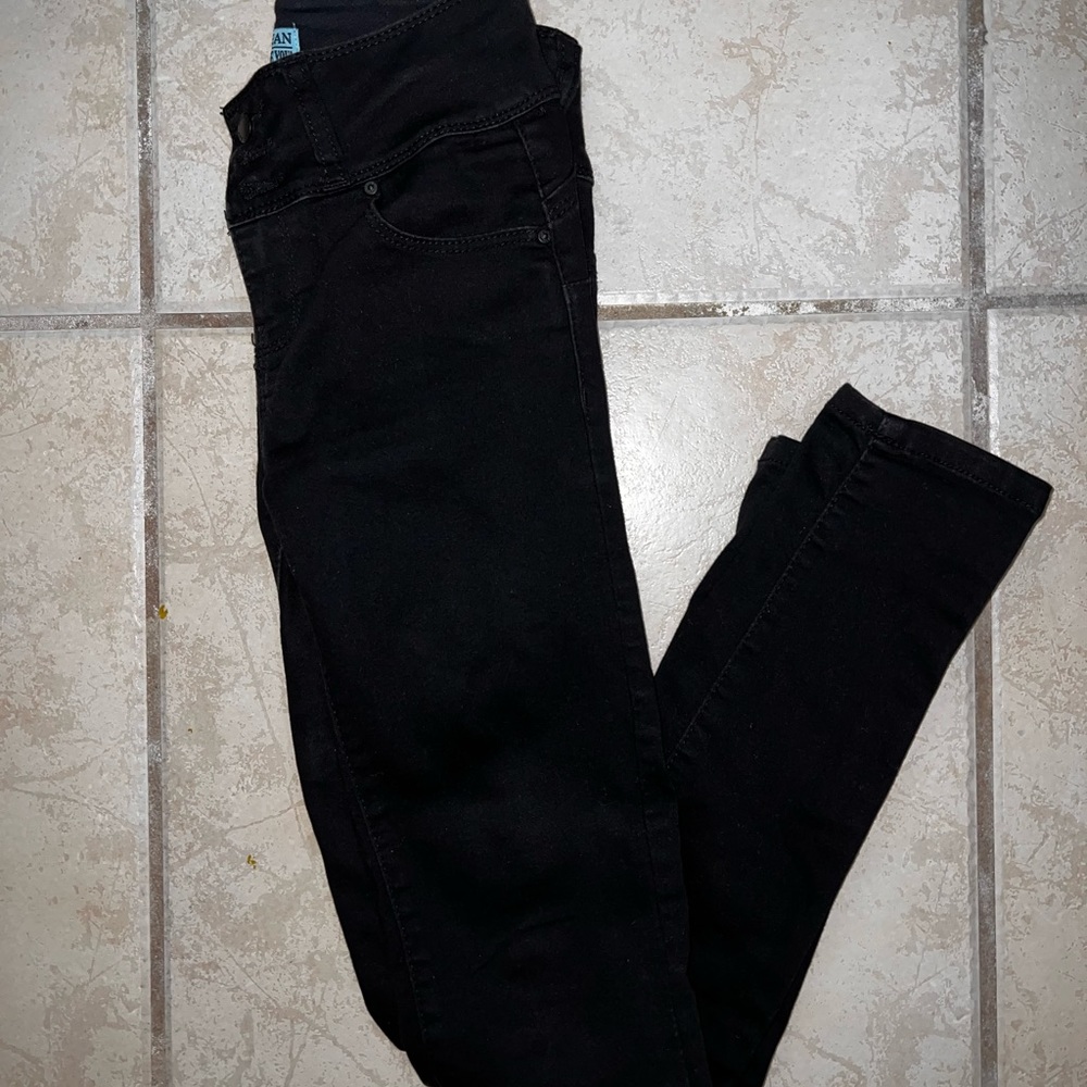 Black skinny jeans